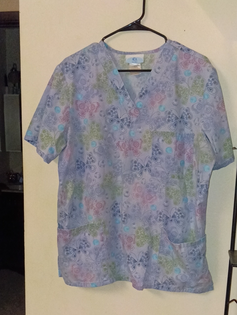 SB Scrubs Lavender Butterfly Print Scrub Top Size Large